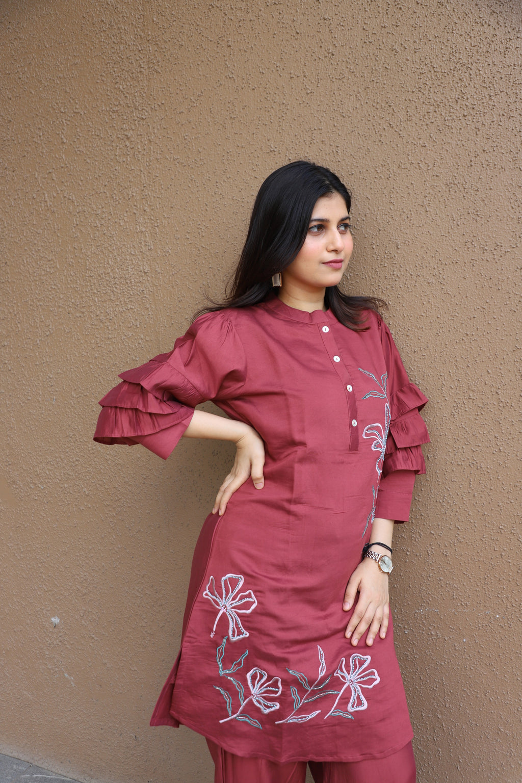 Brown Coord Set with Layered Sleeves & Floral Thread Embroidery