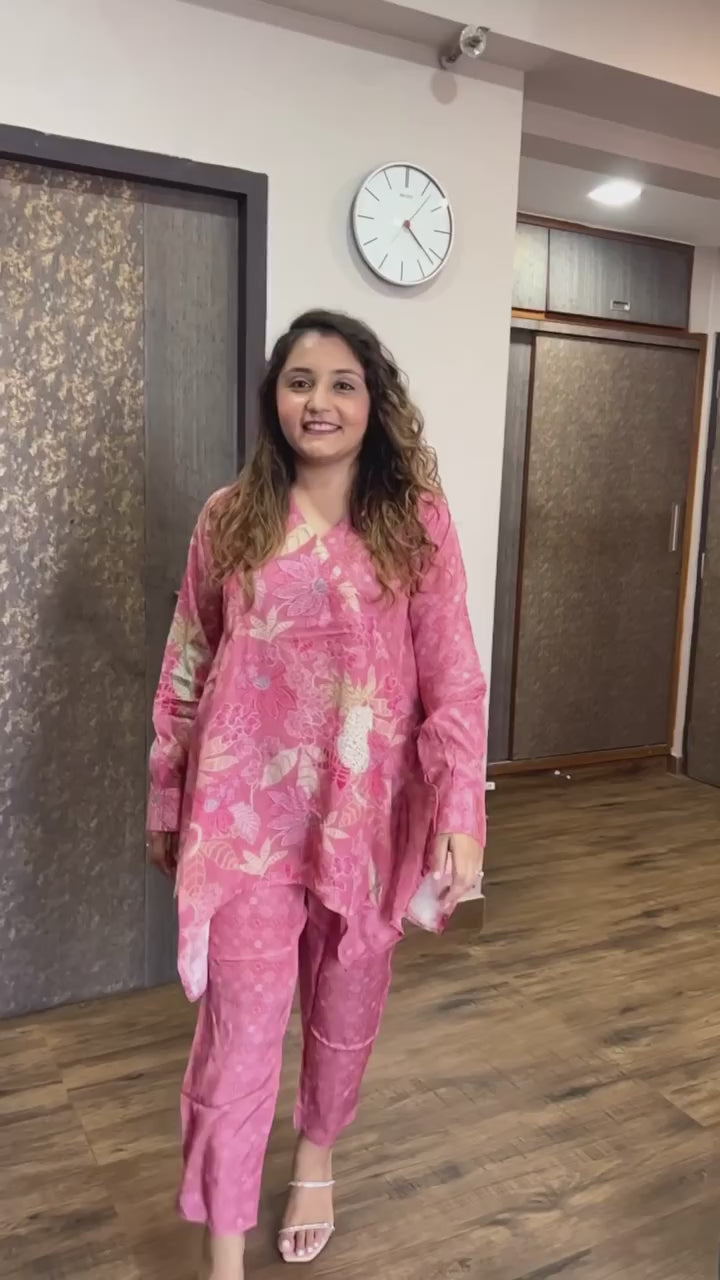 Pink Floral Printed Tie-Up Coord Set